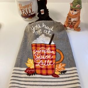 ☕️ Handmade Fall Towel 🍁NWOT